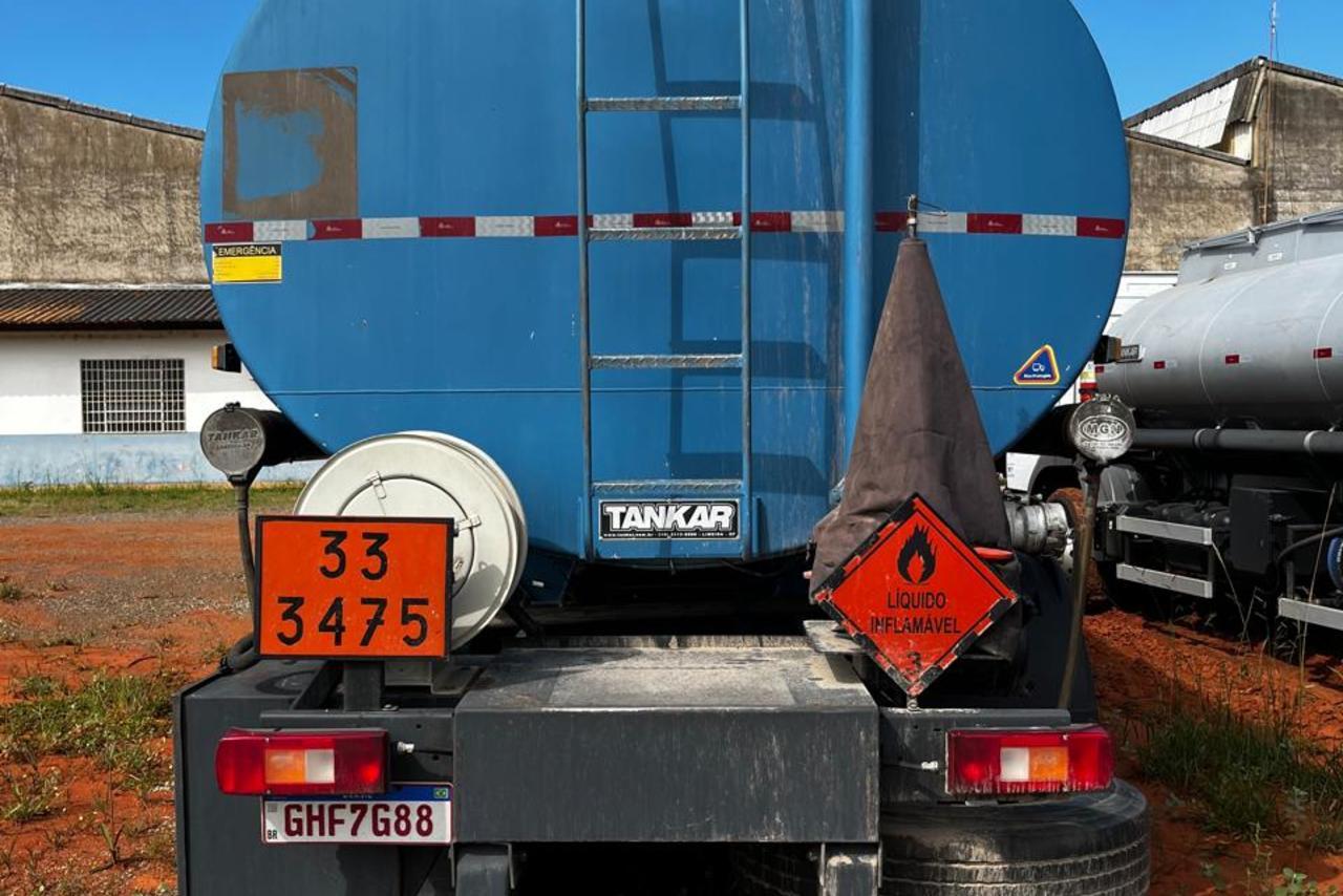 Volvo VM 330 - 21/21 10