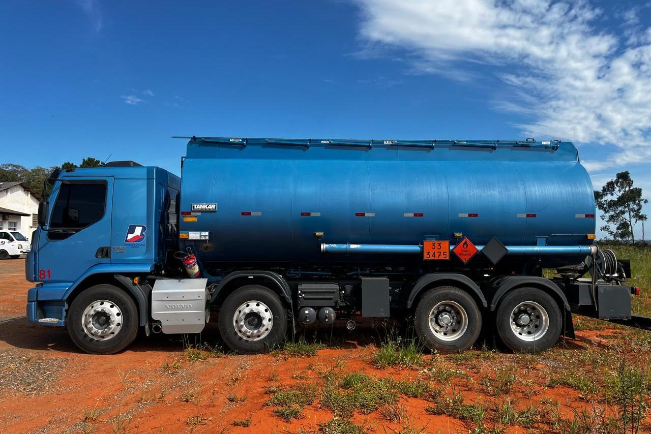 Volvo VM 330 - 21/21 12