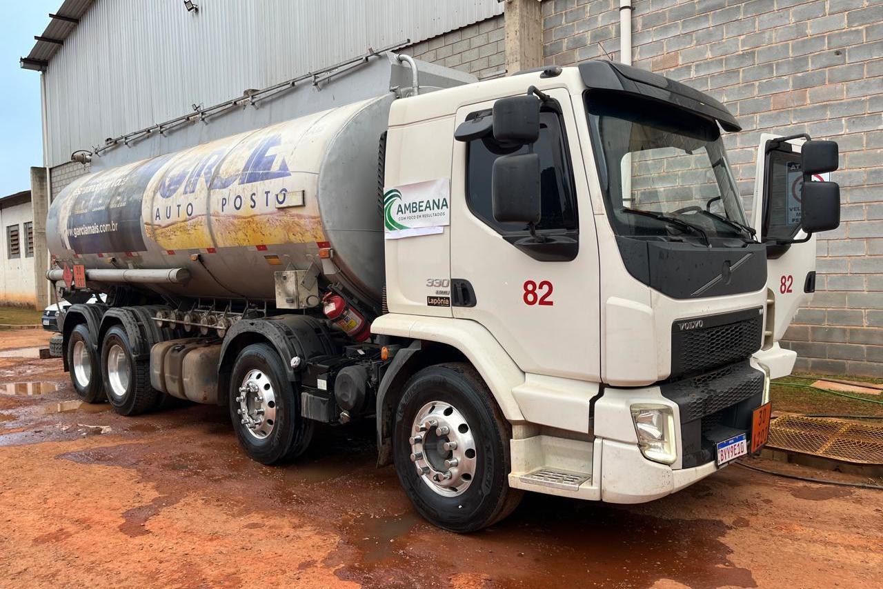 Volvo VM330 - 19/19 1