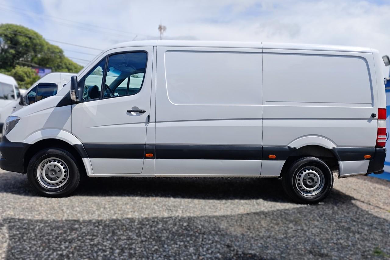 Mercedes Benz Sprinter - 18/19 15