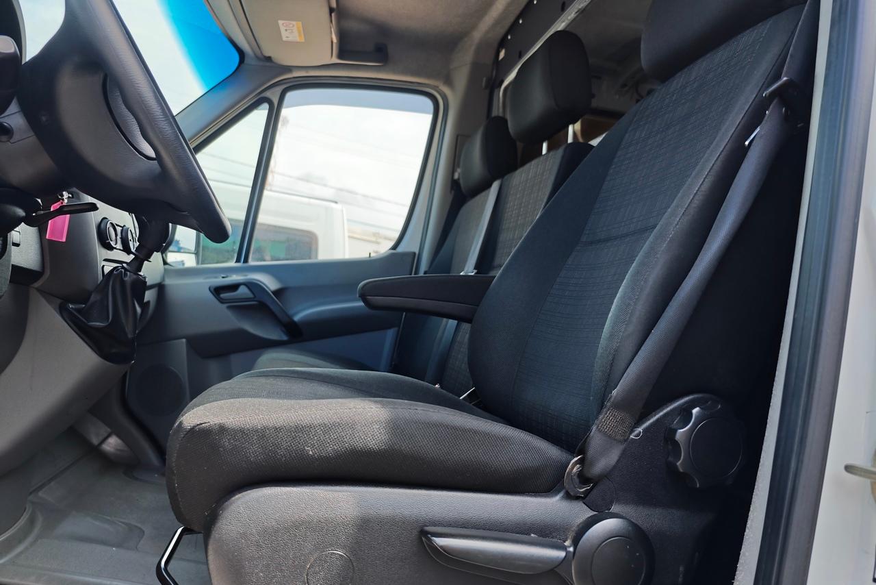 Mercedes Benz Sprinter - 19/19 14