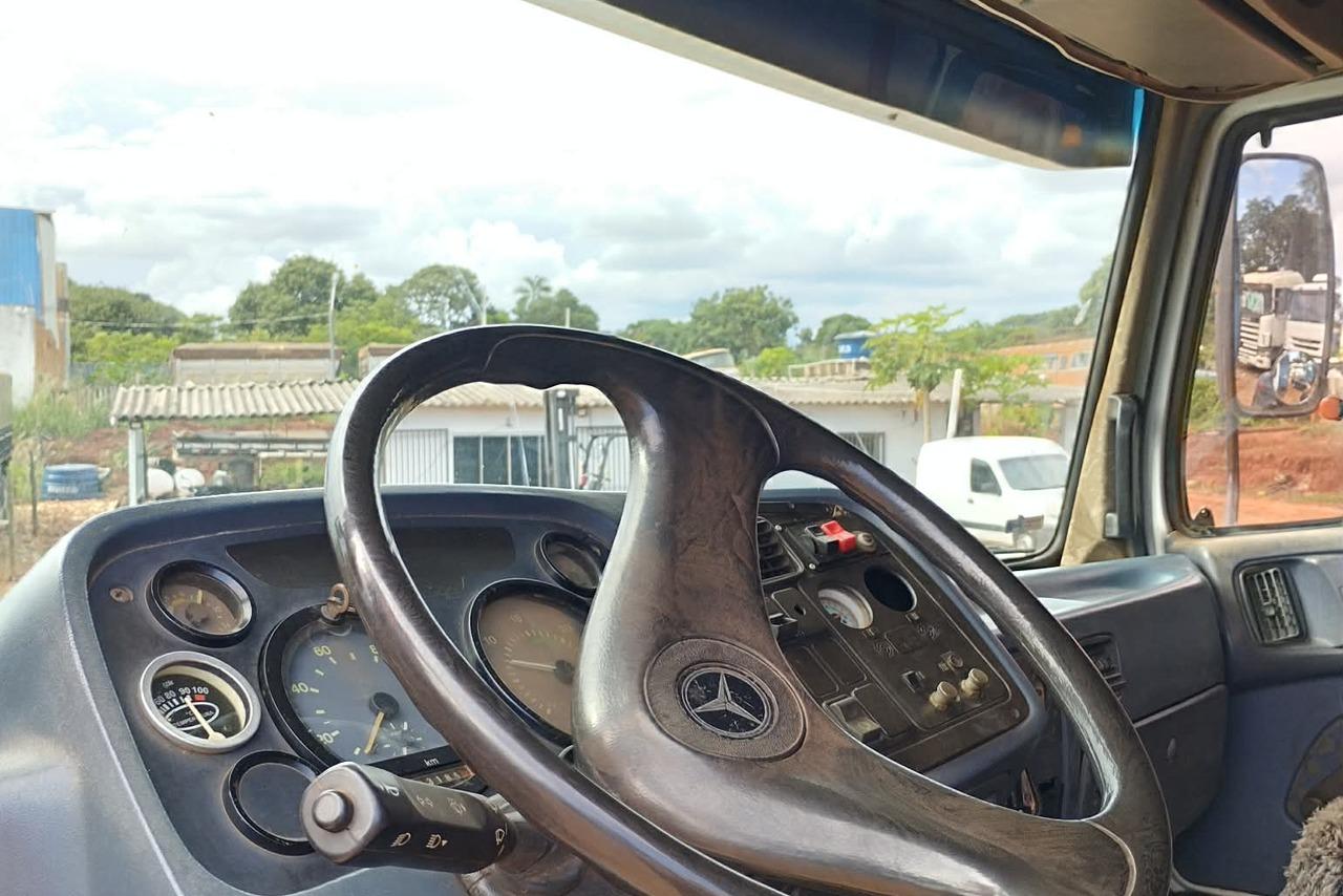 Mercedes Benz MB 1418 - 01/01 2