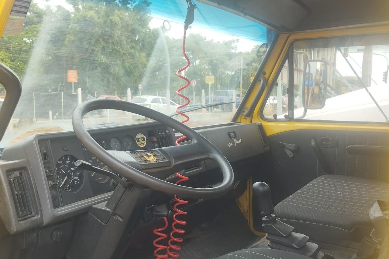 Volkswagen 8 140 - 96/97 5