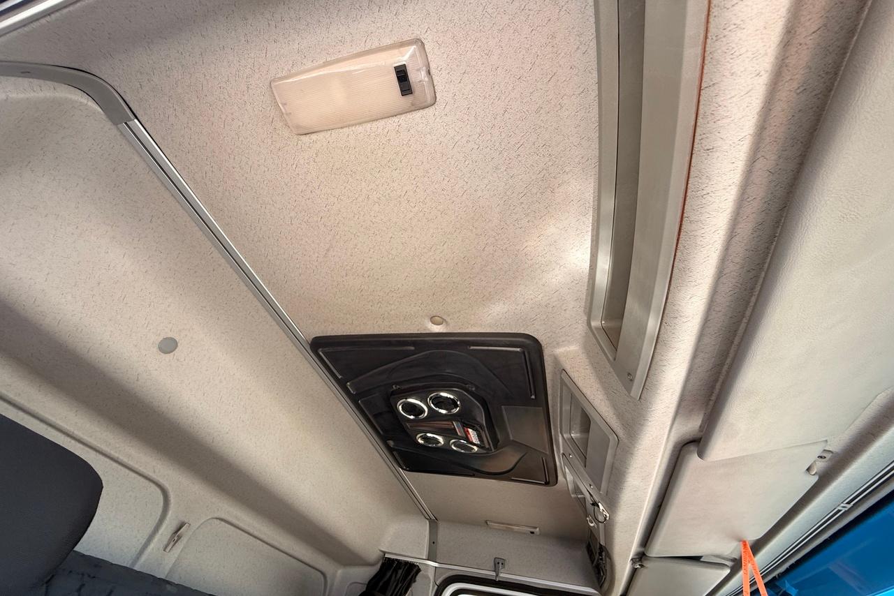 Mercedes Benz Atego 2426 - 12/12 21