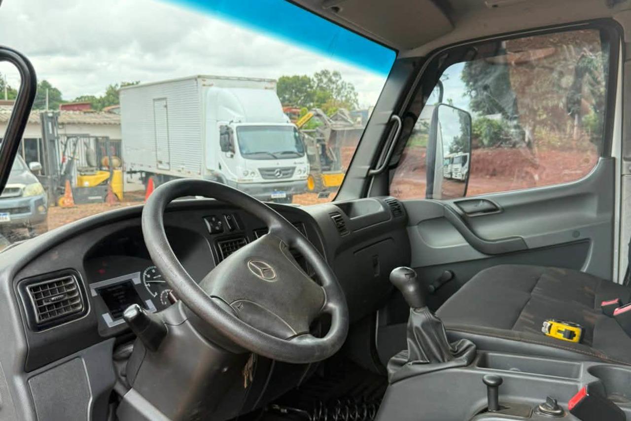 Mercedes Benz Accelo 1016 - 21/22 5