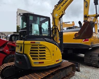 Mini Escavadeira