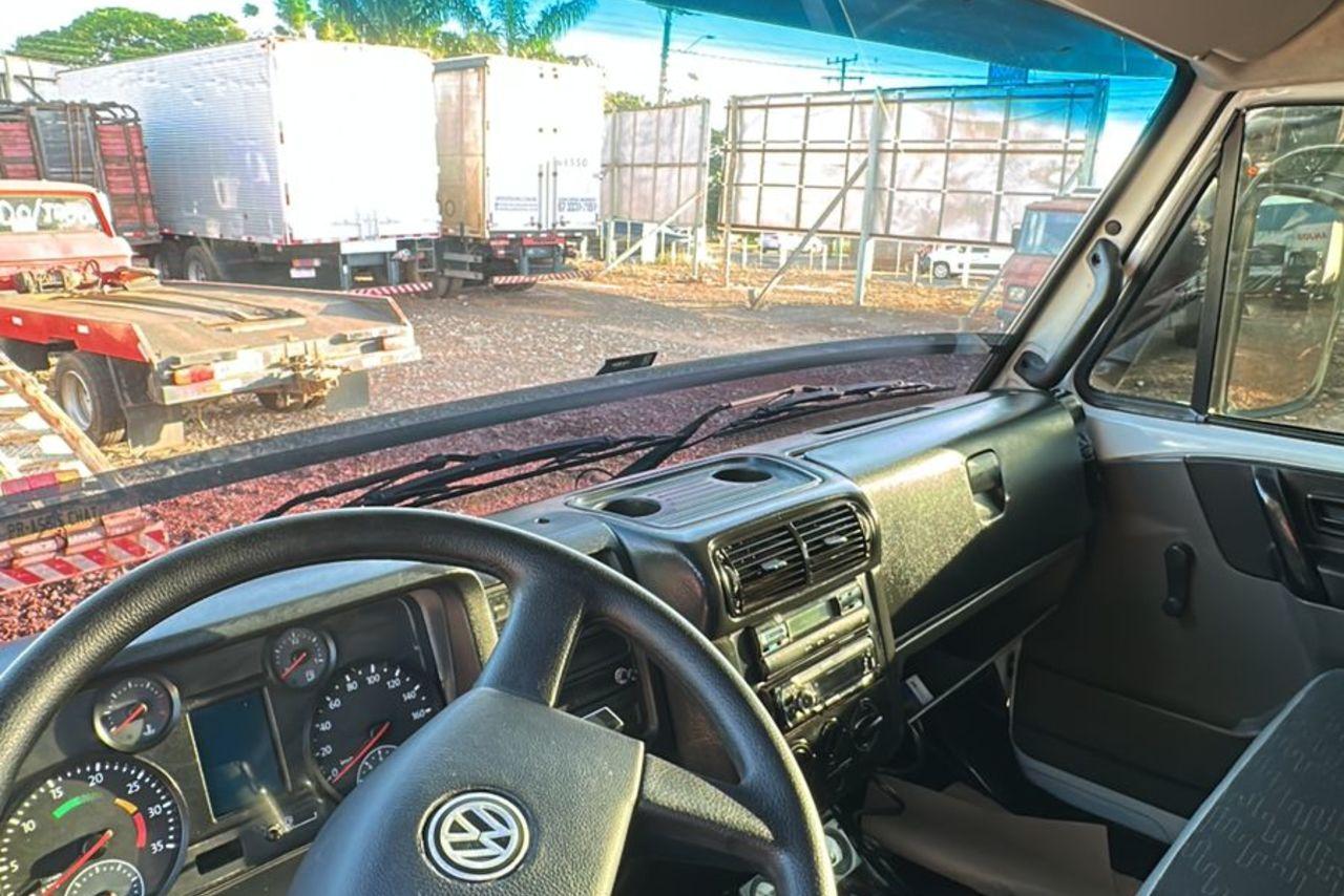 Volkswagen 10-160 E Delivery - 20/14 7