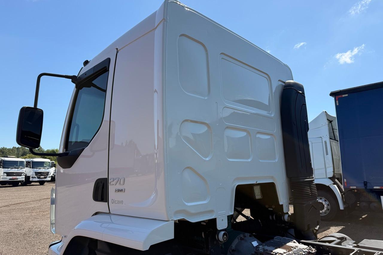 Volvo VM 270 - 21/21 8