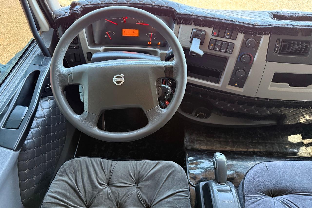 Volvo VM 270 - 21/21 12