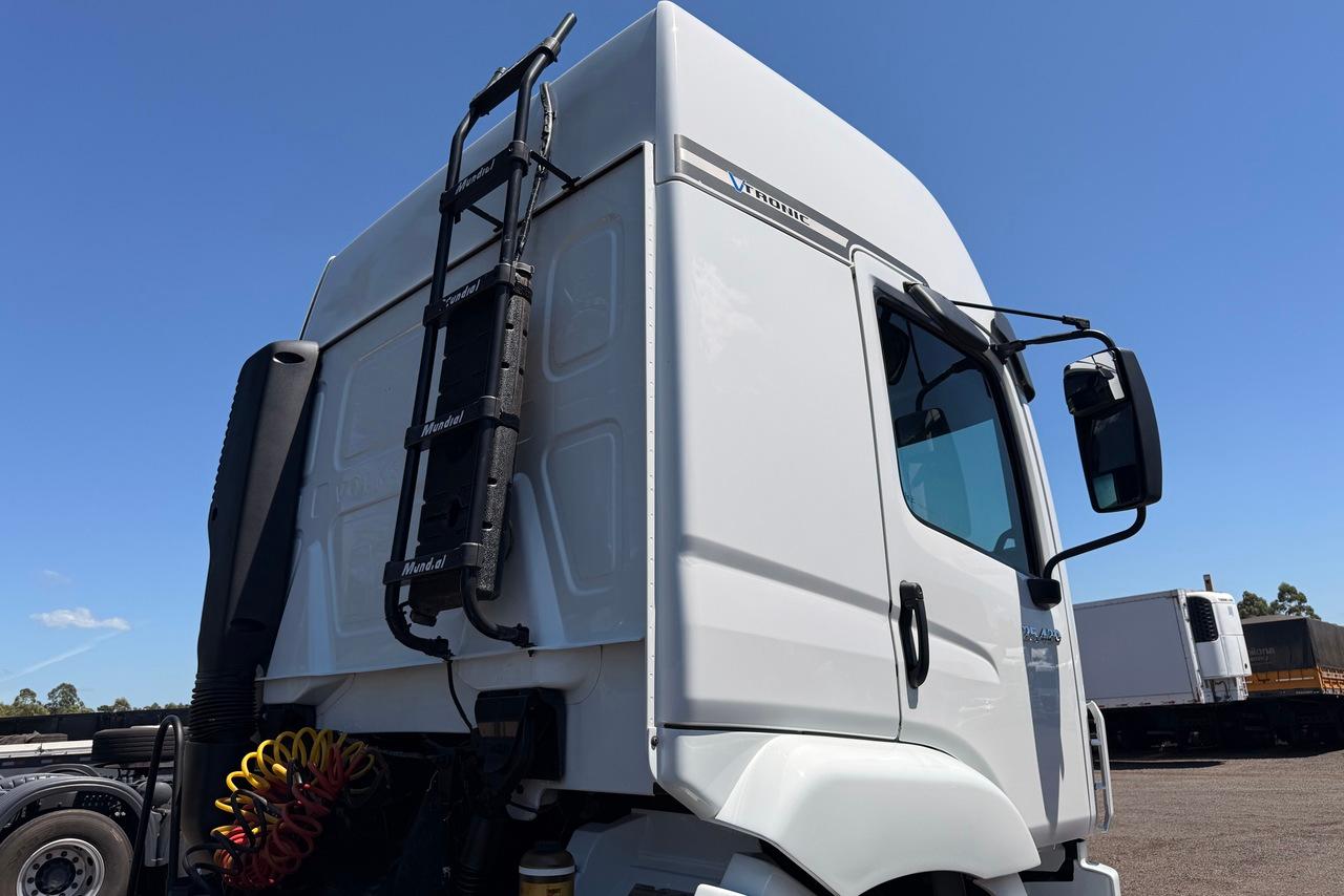 Volkswagen VW 25420 Constellation 6x2 - 14/14 8