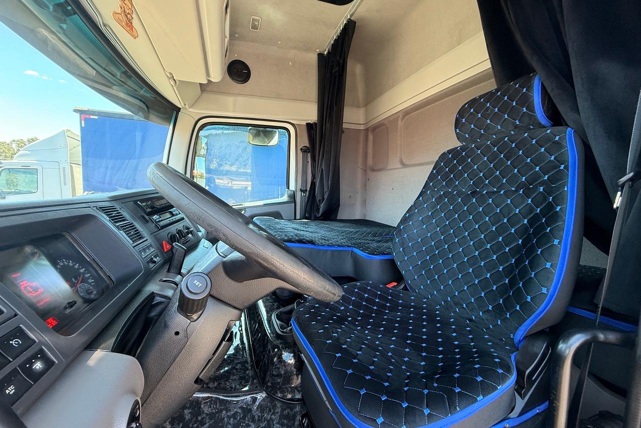 Volkswagen VW 25420 Constellation 6x2 - 14/14 10