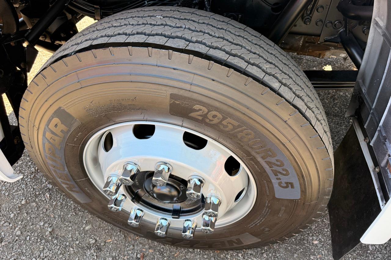 Volkswagen VW 25420 Constellation 6x2 - 14/14 18