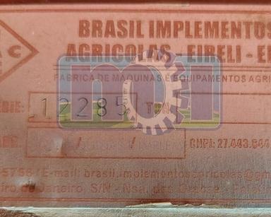 Distribuidor de Fertilizantes, Calcário e Sementes