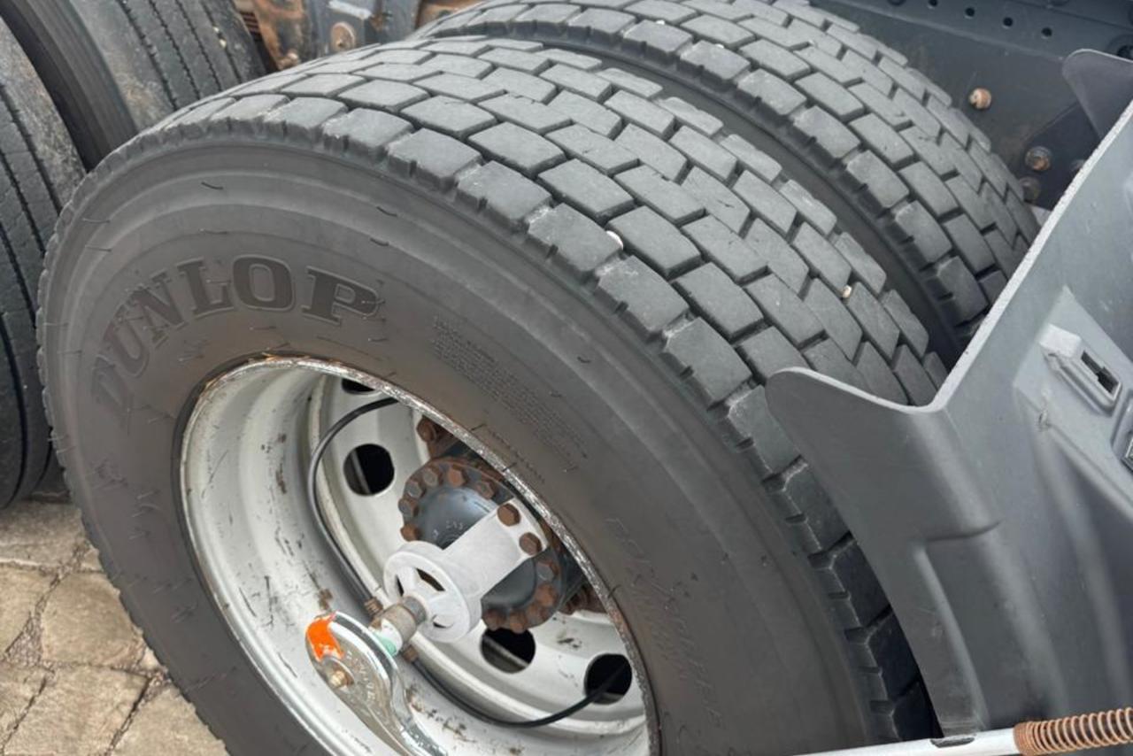 Iveco Stralis 400 - 14/14 9