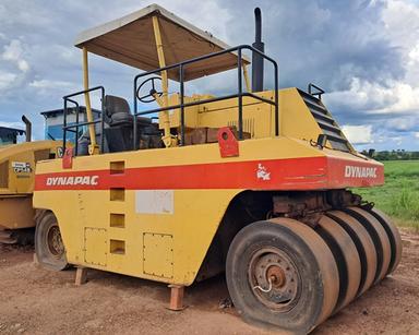 Rolo Compactador de Pneu