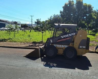 Mini Carregadeira