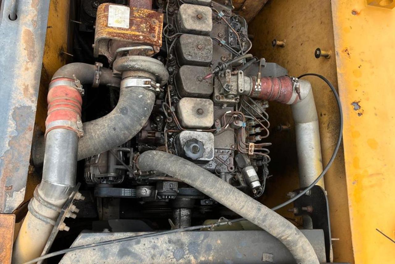 Hyundai R210 - 10/10 5