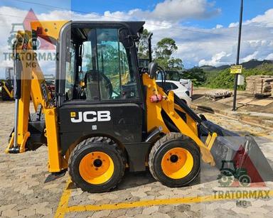 Mini Retroescavadeira