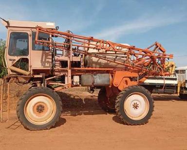 Pulverizador Autopropelido