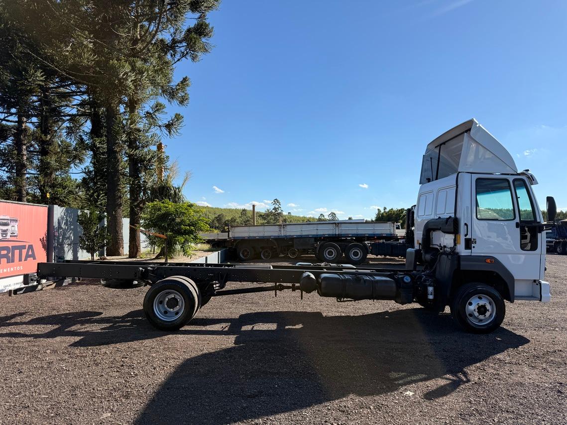 Ford Cargo1119 - 17/18 3