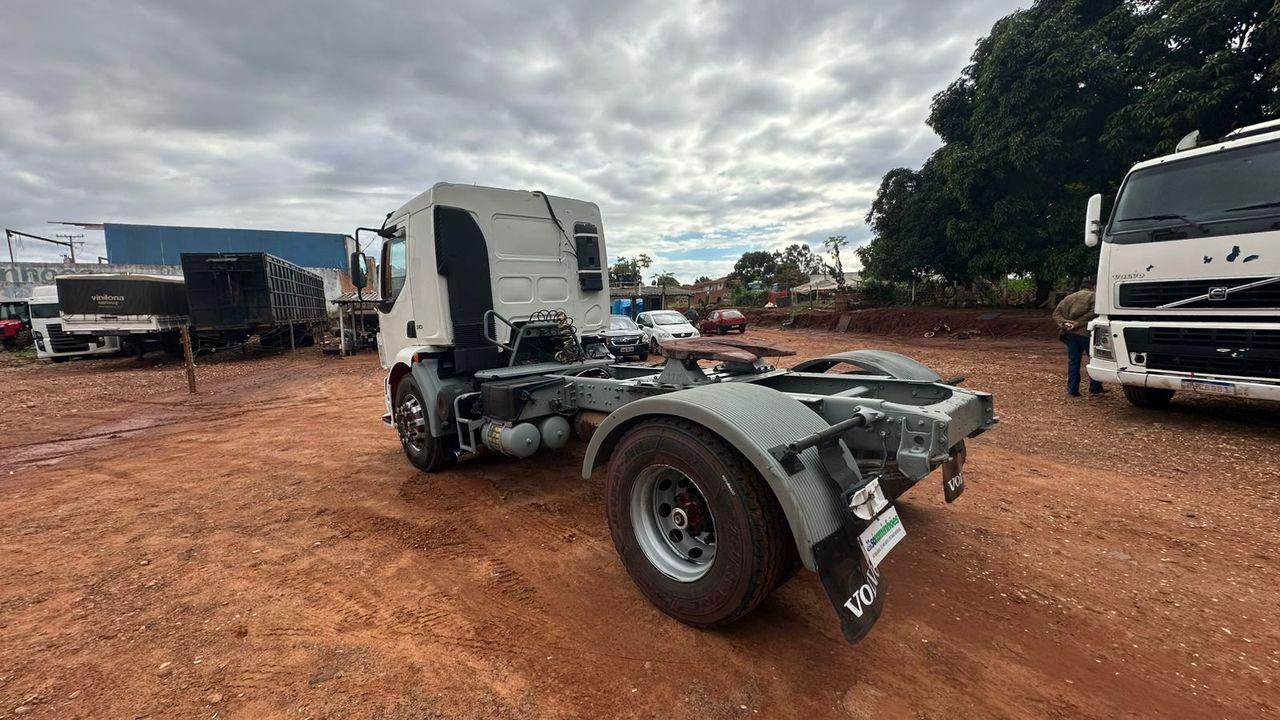 Volvo VM310 - 06/06 6