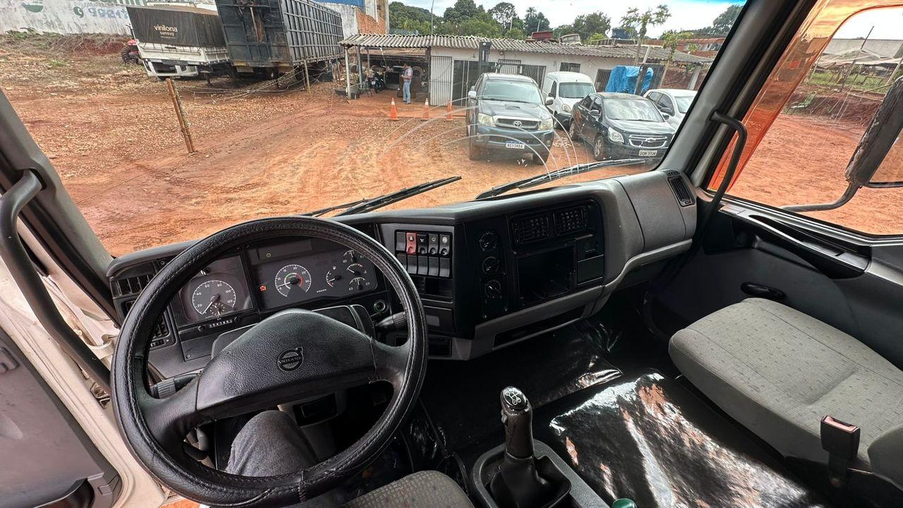 Volvo VM310 - 06/06 7
