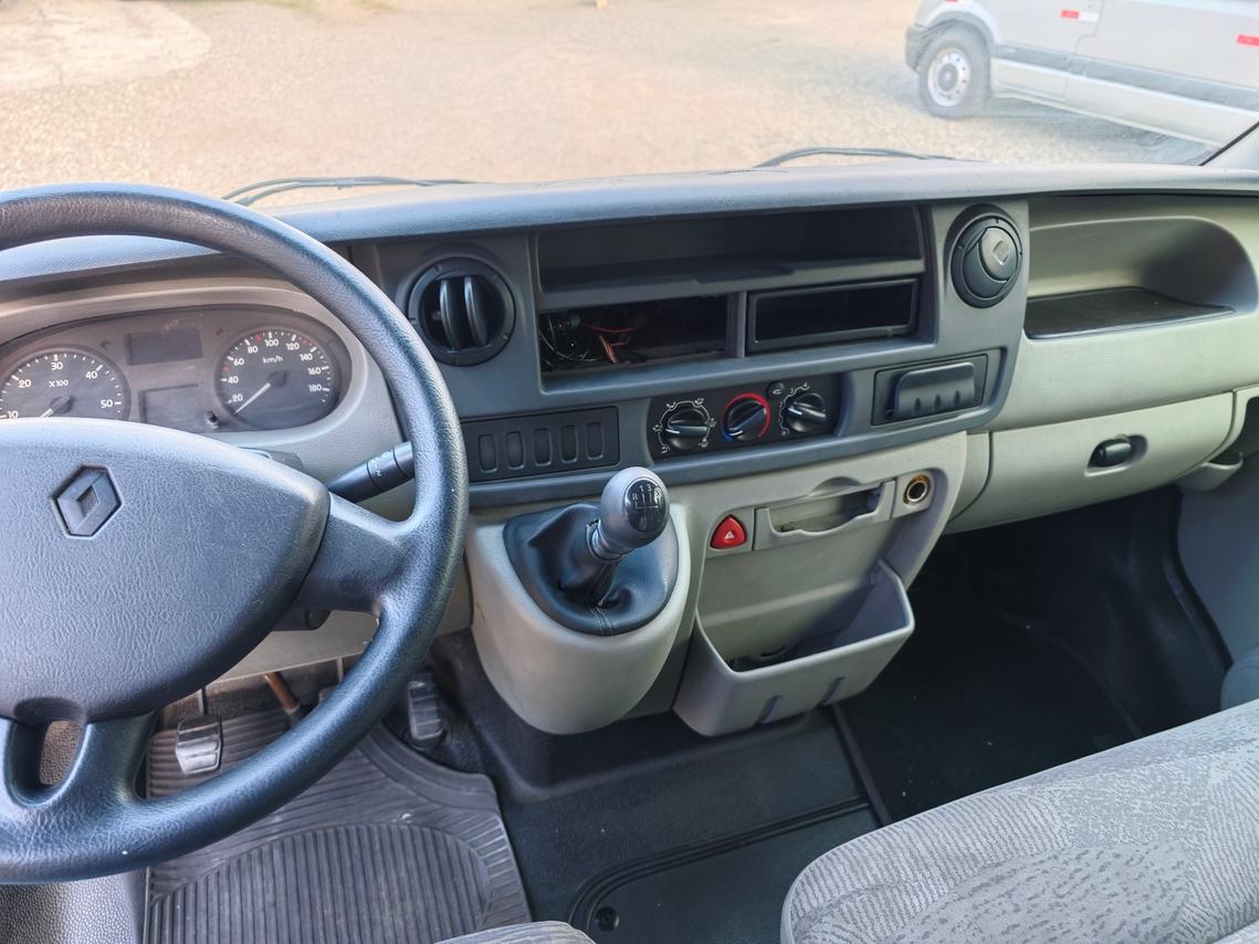 Renault Master Furgão - 12/13 4