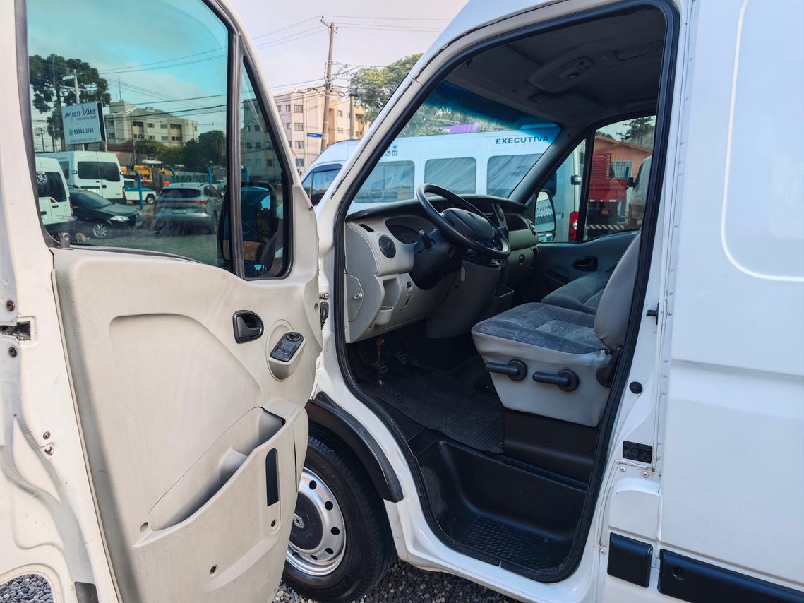 Renault Master Furgão - 12/13 8