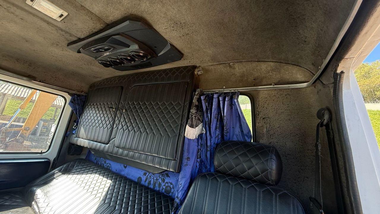 Volkswagen 23 220 - 04/05 15