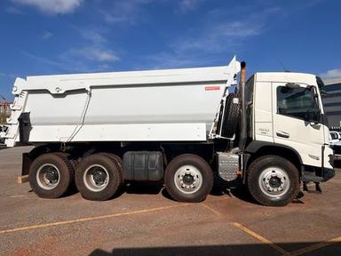 Caminhão Bitruck