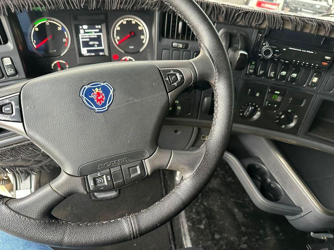 Scania 440 - 18/18 10
