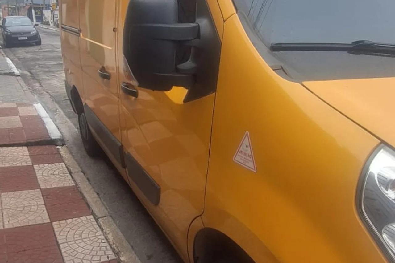 Renault Master Furgão - 20/21 7