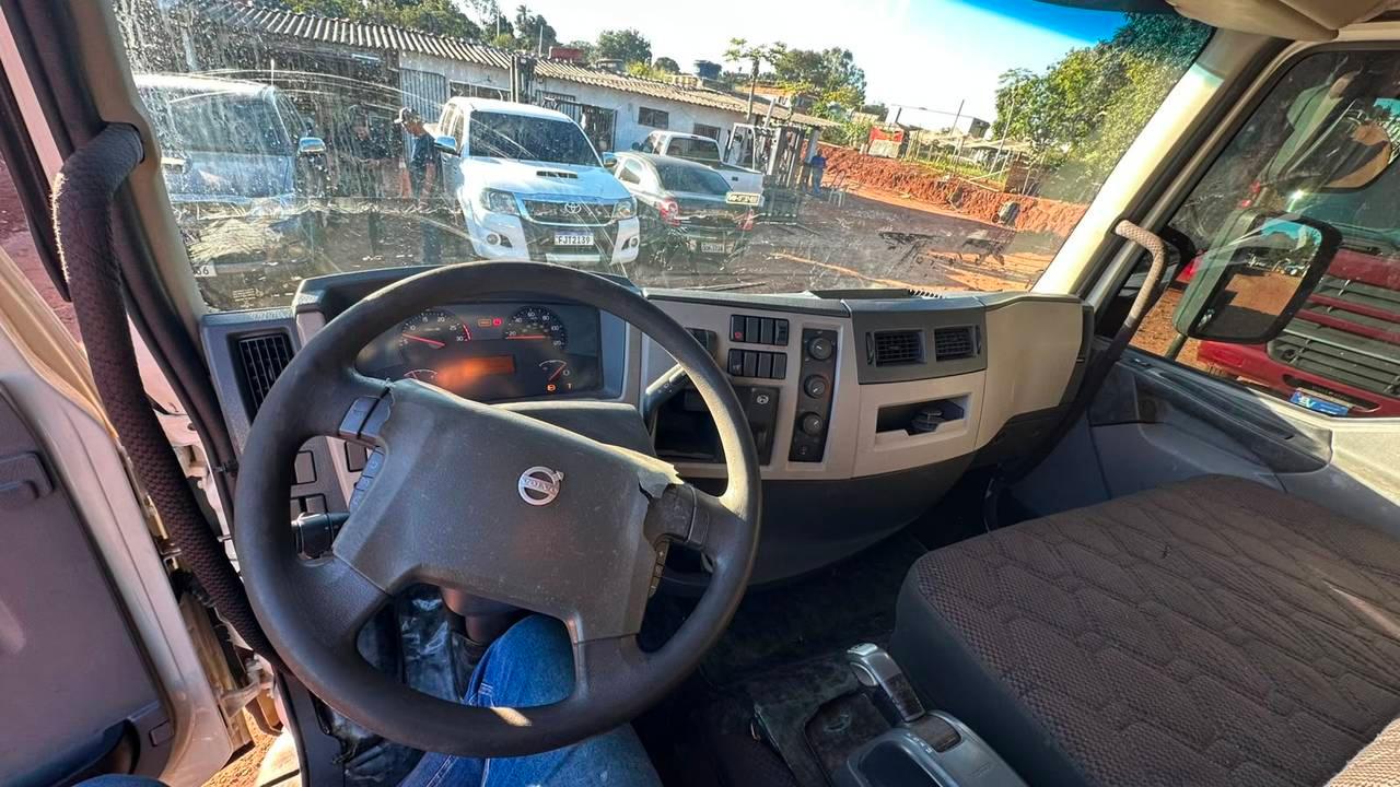 Volvo VM330 - 14/15 9