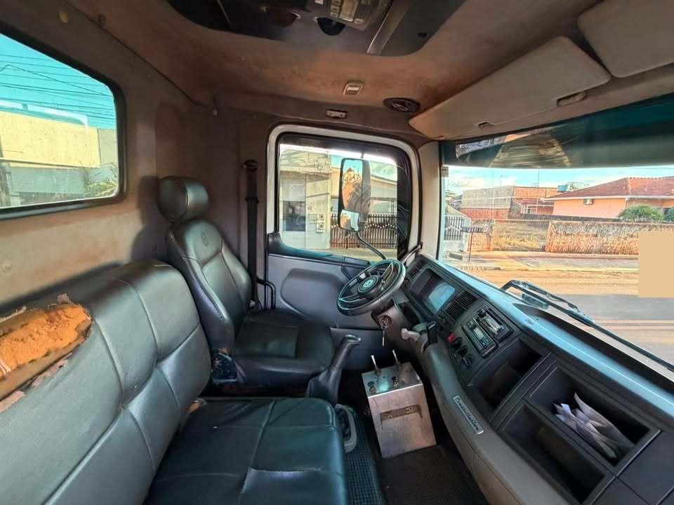 Volkswagen VW 31320 - 08/08 3