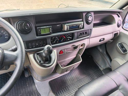 Renault Master Minibus - 11/12 20