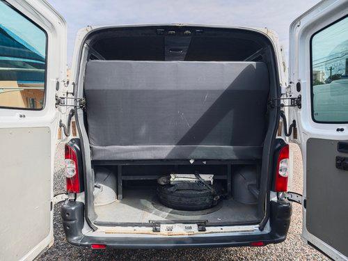 Renault Master Minibus - 11/12 21