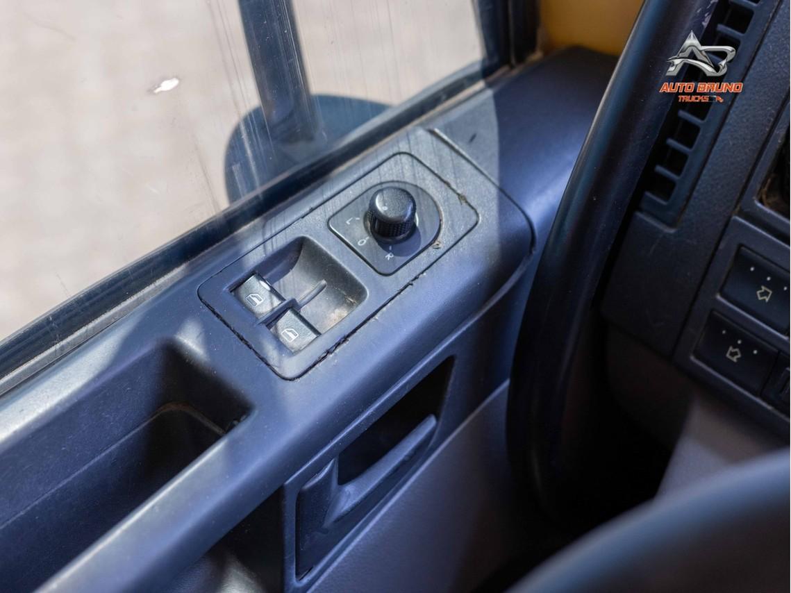 Volkswagen 24-280 E Constellation 8x2 - 14/14 19