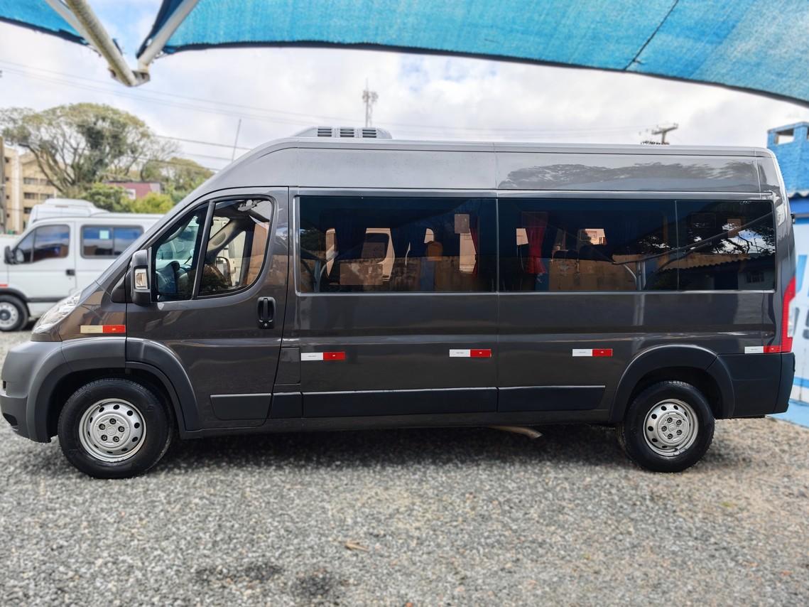 Fiat Ducato Passageiro - 18/18 13