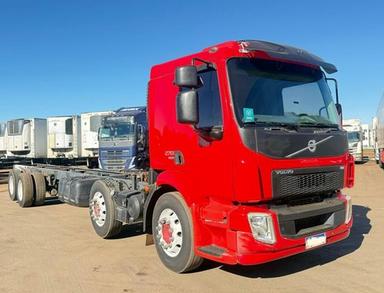 Caminhão Bitruck